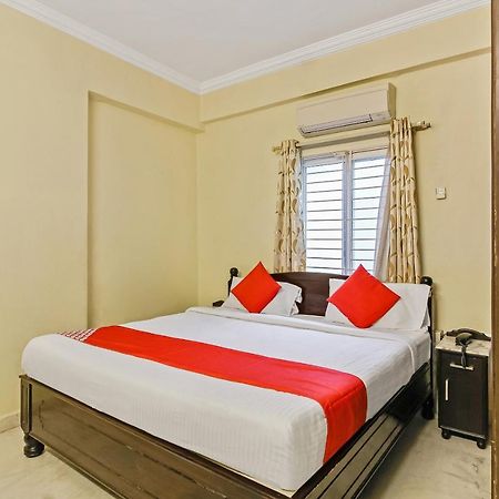 Flagship Sri Nirvana Inn Near Shilparamam Kondapur  ภายนอก รูปภาพ